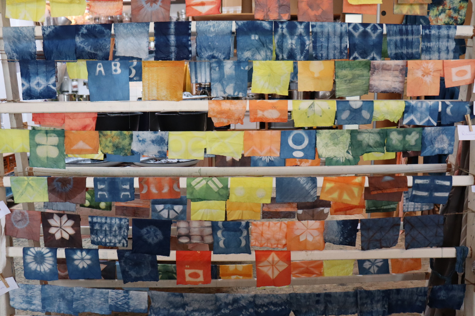 Verf je eigen shibori feestslinger, duo-worksop 18 oktober 11:00 tot 12:30 - Afbeelding 5